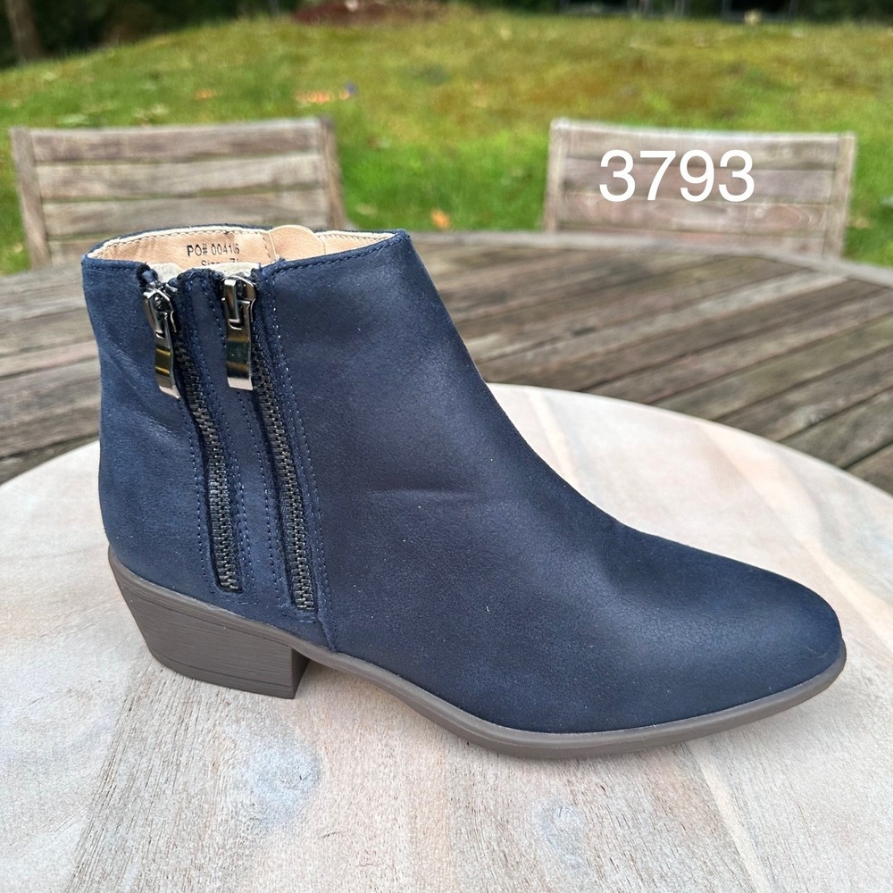 Journee Collection Women's Jayda Boot Navy Blue Faux Leather Side Zip Size 7.5